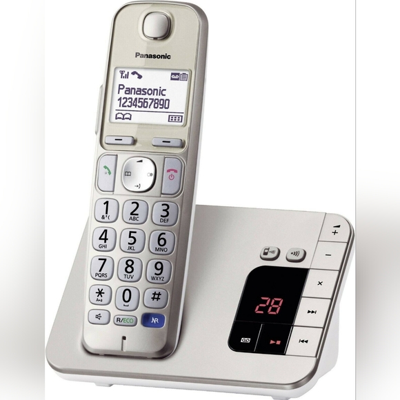 Panasonic Cordless Phone System 3 handsets with answering machine. - Picture 2 of 3